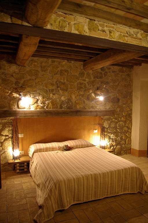 B&B Casale Di Poggioferro Скансано Стая снимка